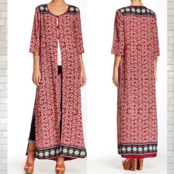 Romeo & Juliet Couture M Kimono - Picture 1 of 8